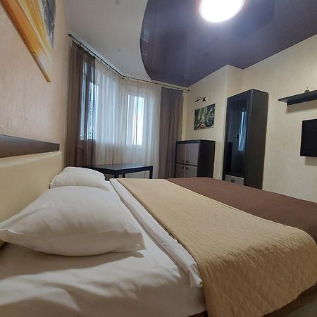 Романтичні Апартаменти У Центрі Luck Kültér fotó